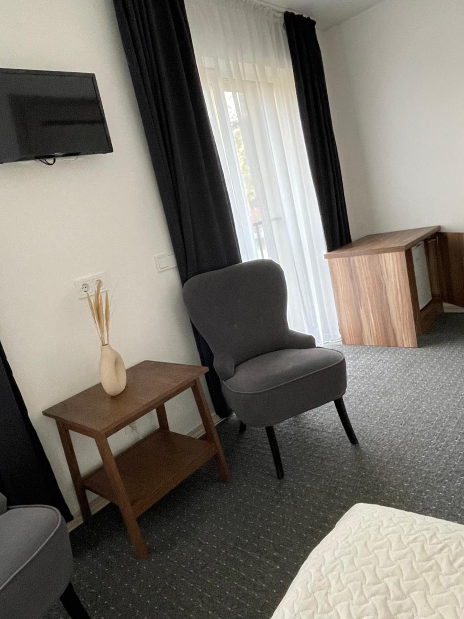 Izabeles Apartamentai Palanga Kültér fotó