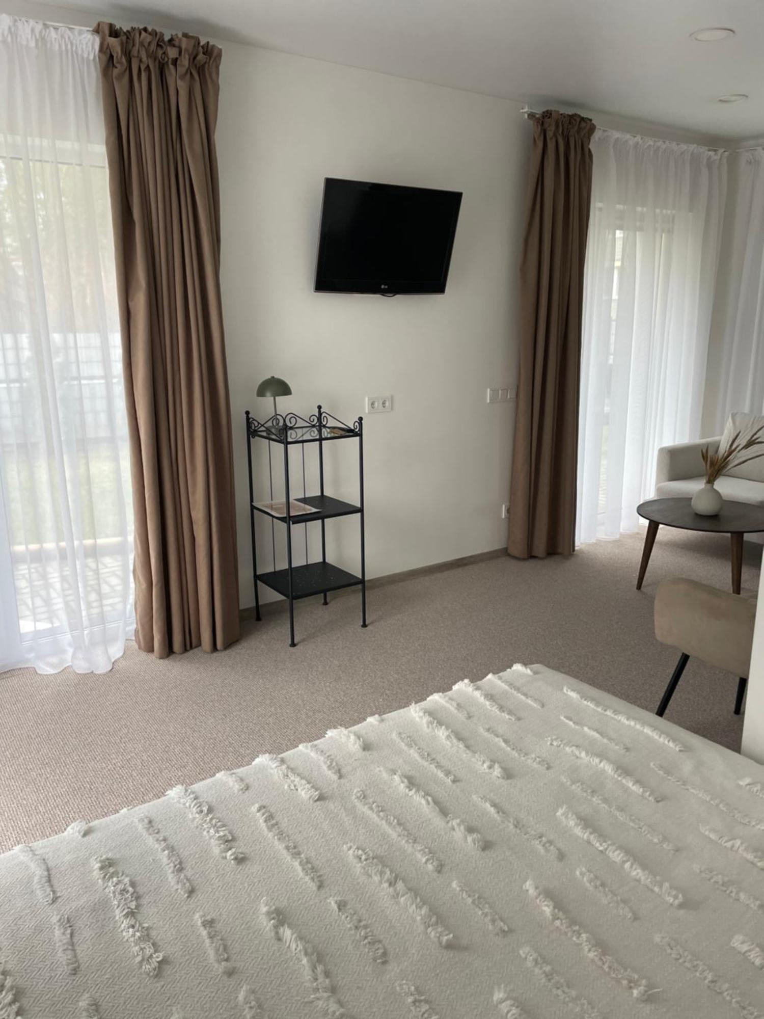 Izabeles Apartamentai Palanga Kültér fotó