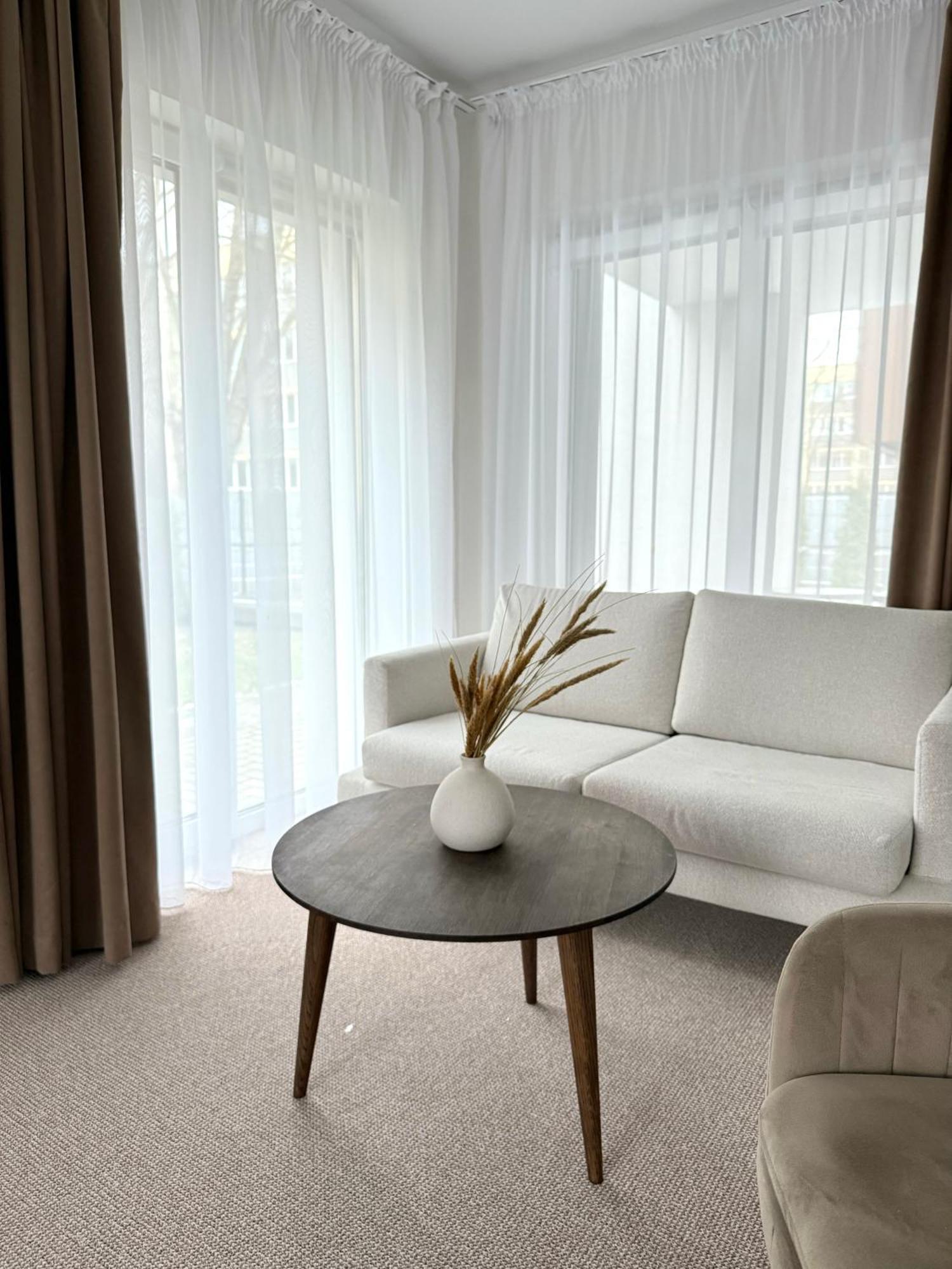 Izabeles Apartamentai Palanga Kültér fotó